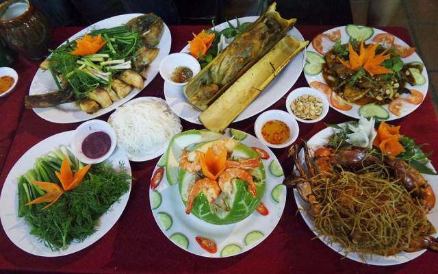 Quán Ăn Hoa Đăng Tửu Phùng