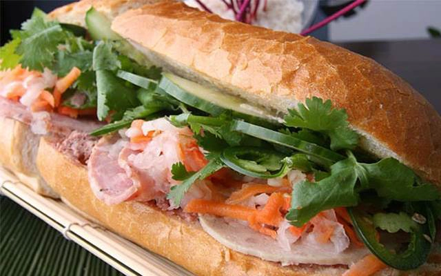 Quán Ăn Hoa Lê - Bánh Mì