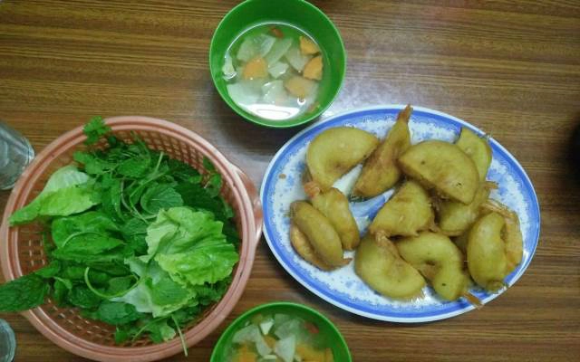 Quán Ăn Hoa Lê - Bánh Tôm Hồ Tây
