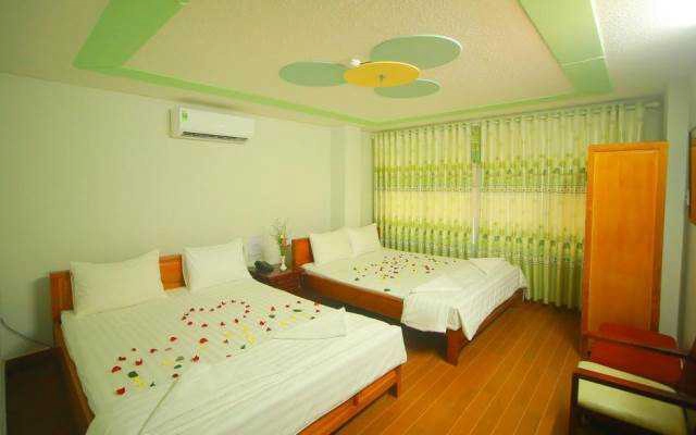 Hoa Nắng Mai Hotel