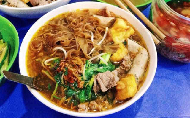 Quán Ăn Hoa Phượng Quán - Bánh Đa Cua & Bún