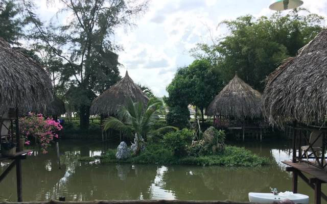 Nhà Hàng Hoa Sứ - Ẩm Thực Ven Sông & Tiệc Cưới