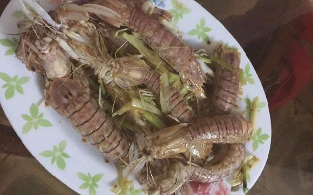 Quán Ăn Hoàn Vũ - Hải Sản Tươi Sống