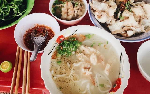 Quán Ăn Hoàng - Bánh Canh Cá Lóc