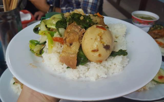 Quán Ăn Hoàng Dung - Cơm Tấm & Bún Thịt Nướng