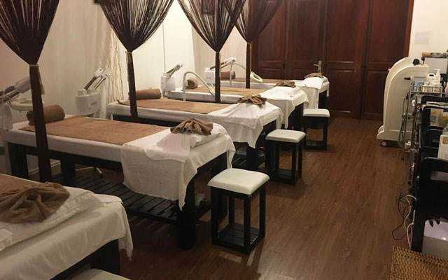 Hoàng Gia Spa - Vũ Huy Tấn