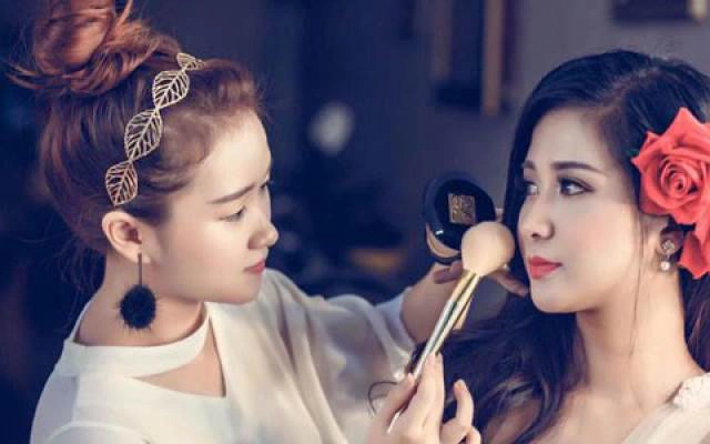 Hoàng Giang Make Up