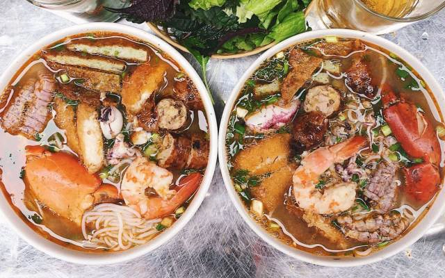 Quán Ăn Hoàng Linh - Bún Hải Sản