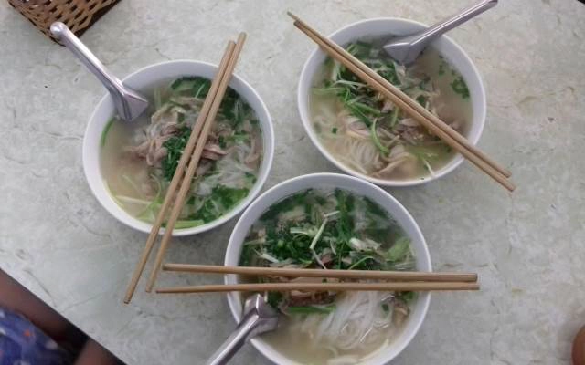Quán Ăn Hoàng Sa - Phở Bò Gà