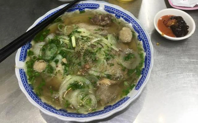 Quán Ăn Hoàng Yến - Phở Bình Dân