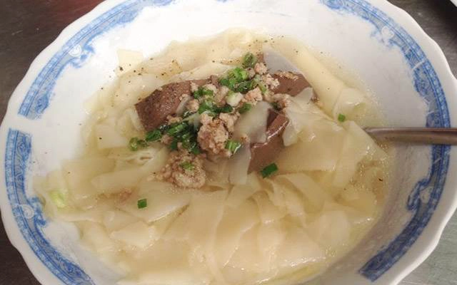 Quán Ăn Hoành Thánh Lá - Phan Văn Trị