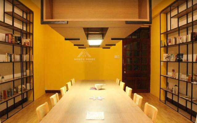 Hodo's House - Book Coffee & Homestay