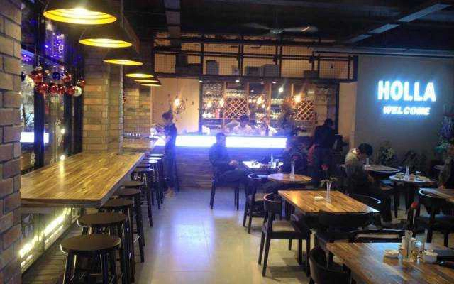 HOLLA Cafe