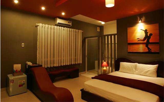 Honey House Hotel