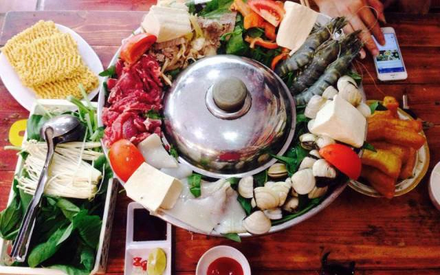 Quán Ăn Hồng Kông Quán - Tô Hiến Thành