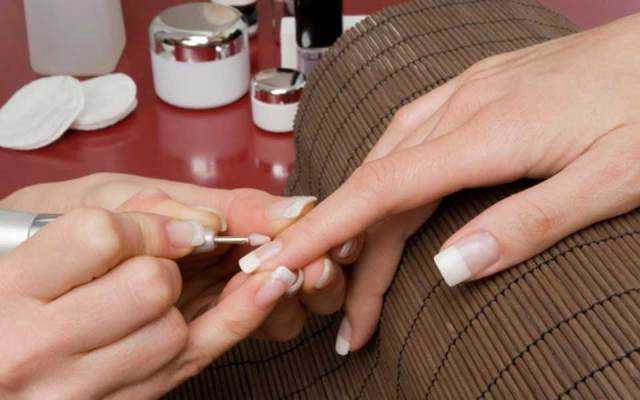 Hồng Nails