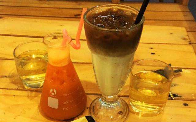 Hồng Nguyên Cafe