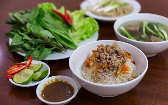 Quán Ăn Hồng - Phở Khô Gia Lai