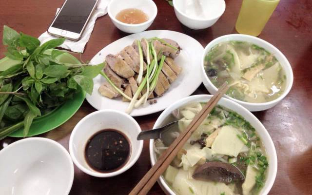 Quán Ăn Hồng Thắm - Bún, Miến Ngan & Phở Gà Ta
