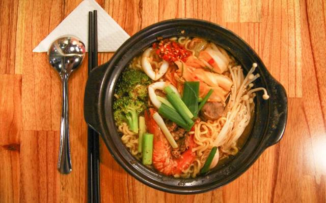 Quán Ăn Hot Hot - Mì Cay 7 Cấp Độ - Trần Văn Kỷ