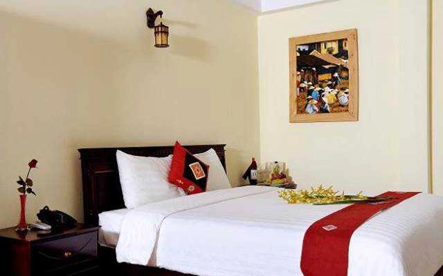 Hotel Ngọc Hân - Hồ Bá Kiện
