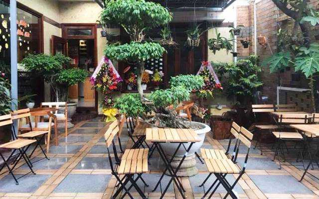 House Cafe - Đỗ Ngọc Du