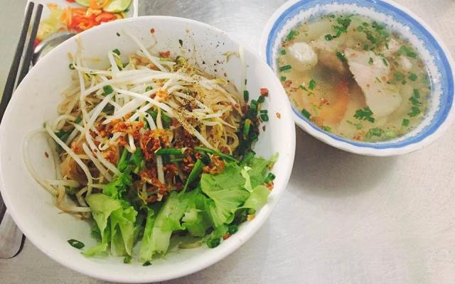 Quán Ăn Hủ Tiếu Bà Thu