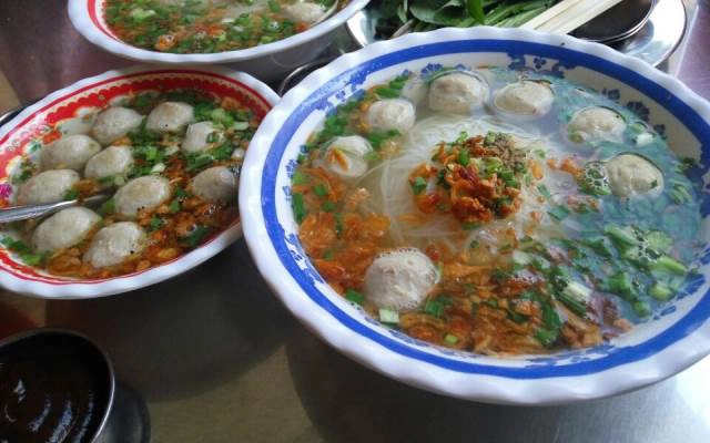 Quán Ăn Hủ Tiếu Bò Viên - Đoàn Thị Điểm