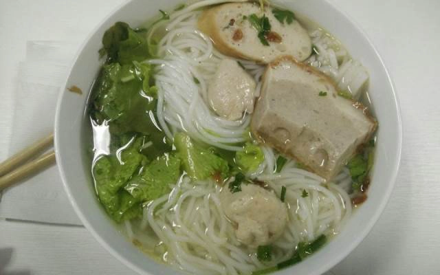 Quán Ăn Hủ Tiếu & Bún Bò - Phùng Văn Cung