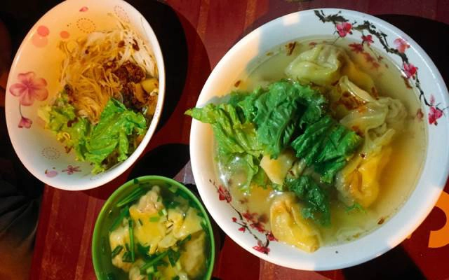 Quán Ăn Hủ Tiếu - Phan Đình Phùng