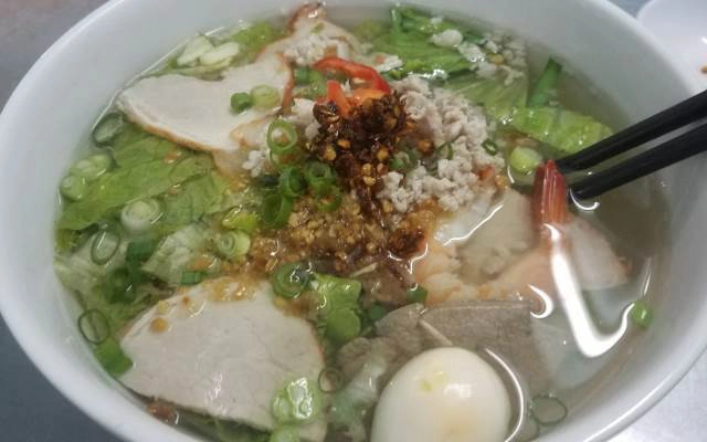 Quán Ăn Hủ Tiếu - Hẻm 84 Tên Lửa