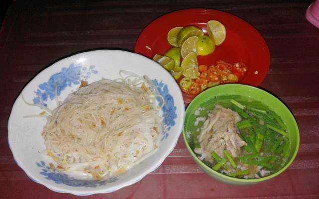 Quán Ăn Hủ Tiếu Hoành Thánh, Bánh Canh & Bún Riêu