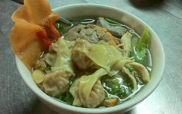 Quán Ăn Hủ Tiếu & Hoành Thánh - Hải Thượng Lãn Ông