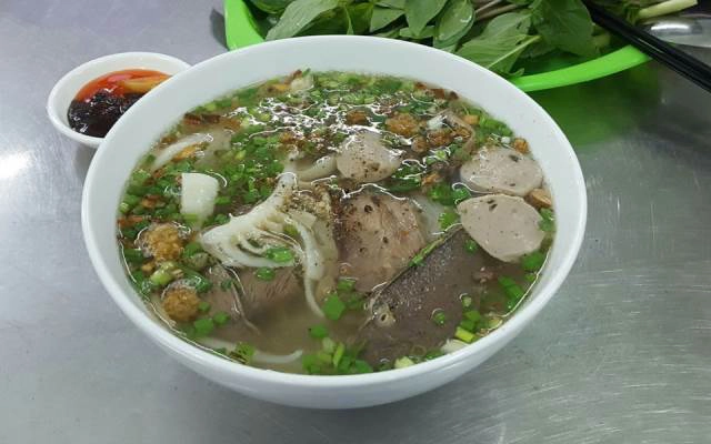 Quán Ăn Hủ Tiếu Lý Ngân