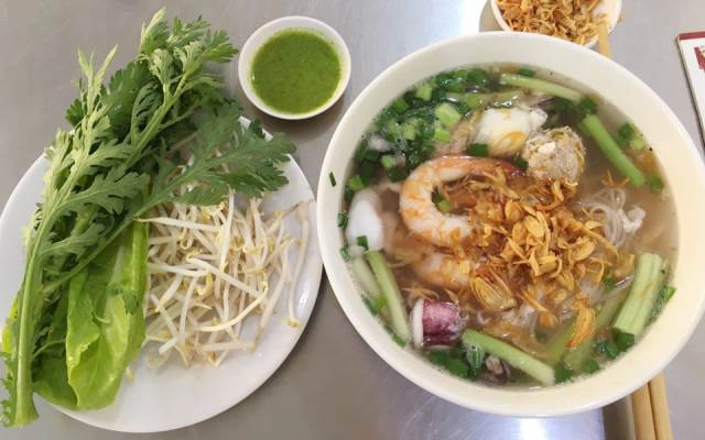 Quán Ăn Hủ Tiếu Mực Rau Câu