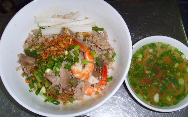 Quán Ăn Hủ Tiếu Mỹ Tho Xưa - Lê Quang Định
