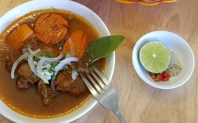 Quán Ăn Hủ Tiếu Nam Vang, Canh Bún & Bò Kho