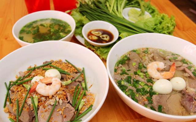 Quán Ăn Hủ Tiếu Nam Vang Cô Ngọc