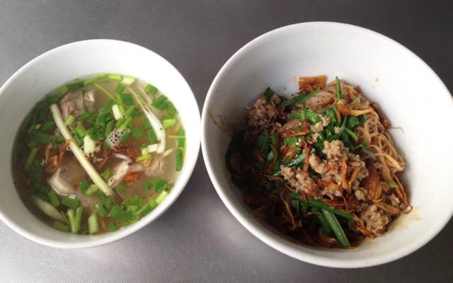 Quán Ăn Hủ Tiếu Nam Vang Nhân Quán - Võ Thành Trang