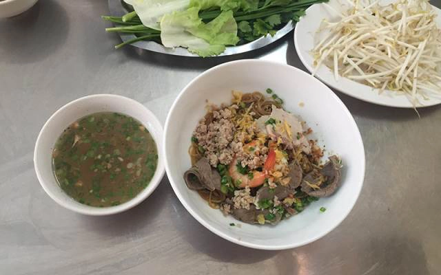 Quán Ăn Hủ Tiếu Nam Vang Trường Phát