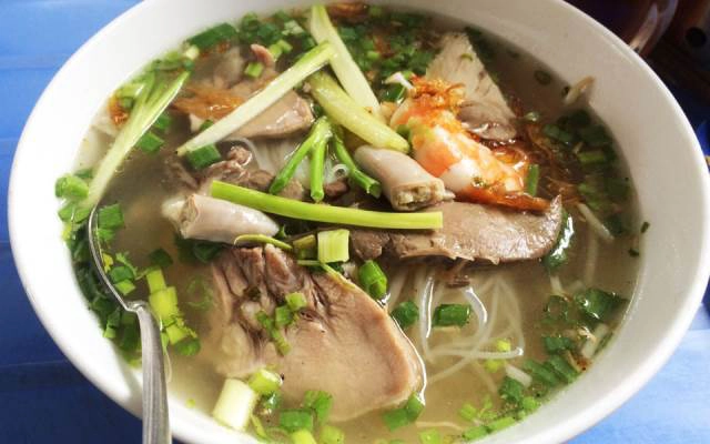 Quán Ăn Hủ Tiếu Thập Cẩm Bình Dân