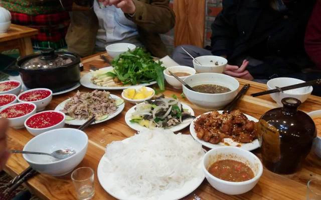 Quán Ăn Huấn Dê - Dê Núi, Cơm Chay & Gà Đồi
