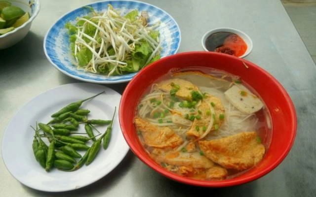 Quán Ăn Huệ - Hủ Tiếu & Bún Cá Quy Nhơn