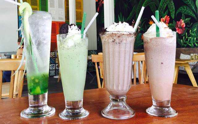Hue Travel Cafe
