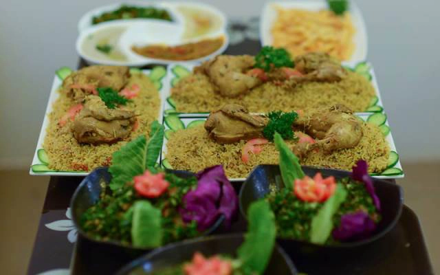 Nhà Hàng Hummus & Grill Lebanese Restaurant - Ẩm Thực Ấn Độ