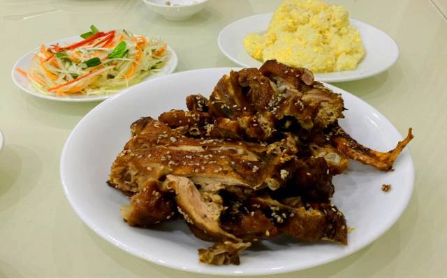 Quán Ăn Hùng Hạnh - Vịt Cỏ Vân Đình
