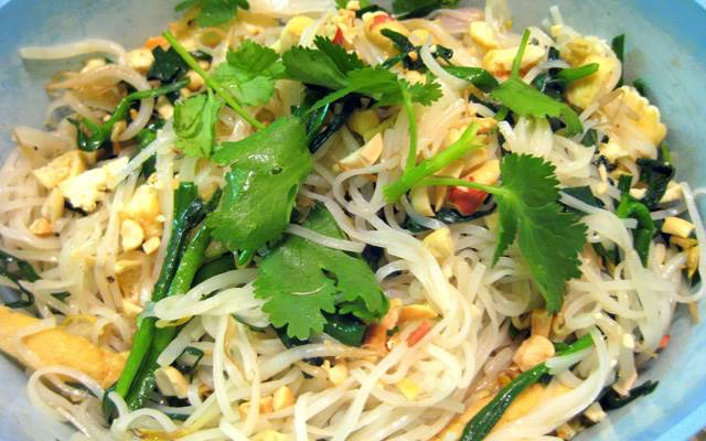 Quán Ăn Hủ Tíu Mì Hùng Ký - Tỉnh Lộ 10