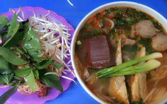 Quán Ăn Hùng Lâm - Bún Bò Huế