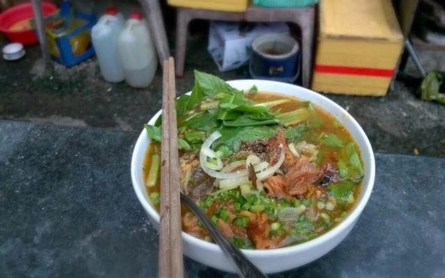 Quán Ăn Hùng Nguyệt - Hủ Tiếu Nam Vang & Bò Kho