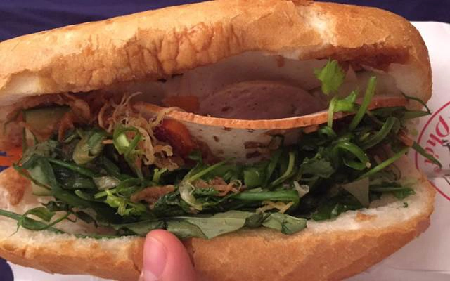 Quán Ăn Hùng Phát -  Bánh Mì Kẹp Chả Bò Đà Nẵng